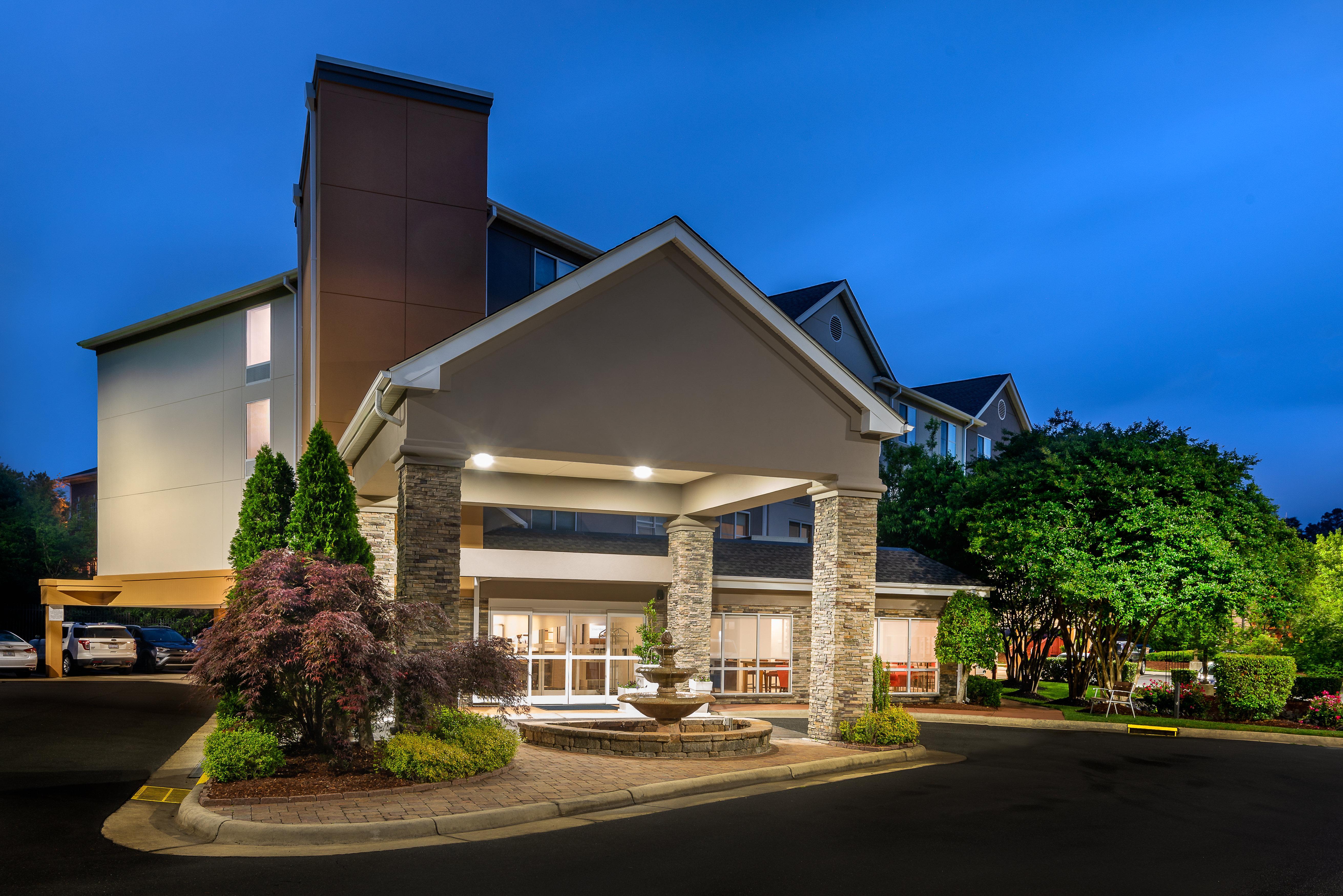 Holiday Inn Express Chapel Hill By Ihg Luaran gambar