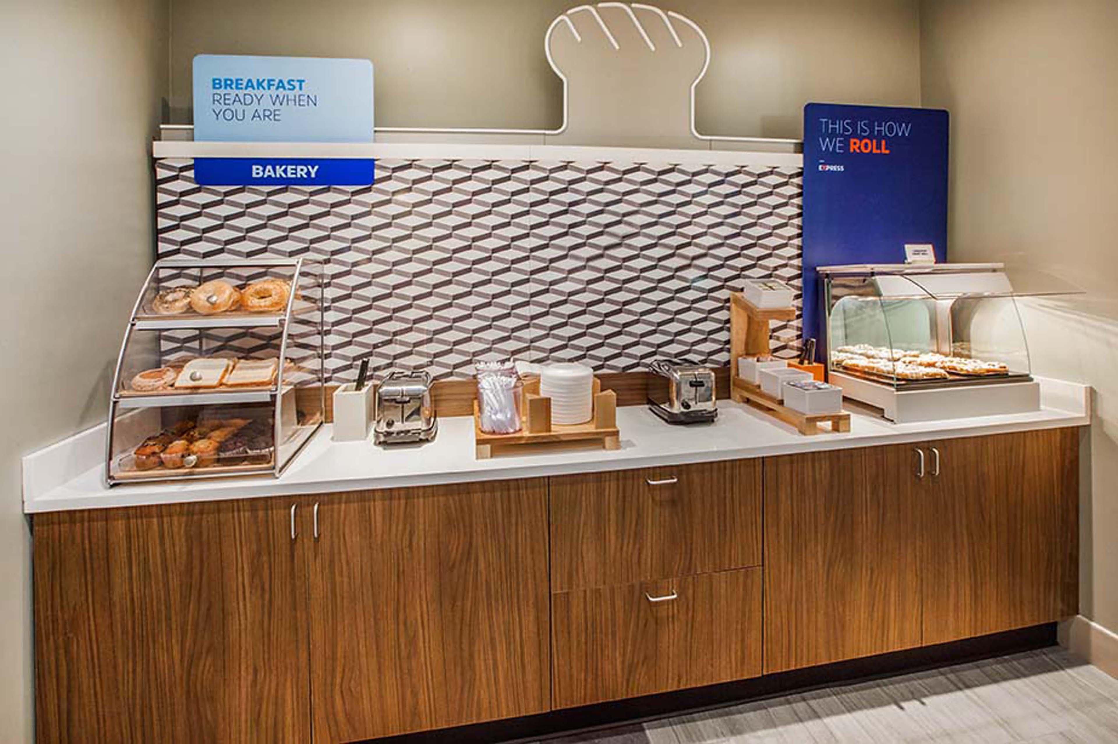 Holiday Inn Express Chapel Hill By Ihg Luaran gambar