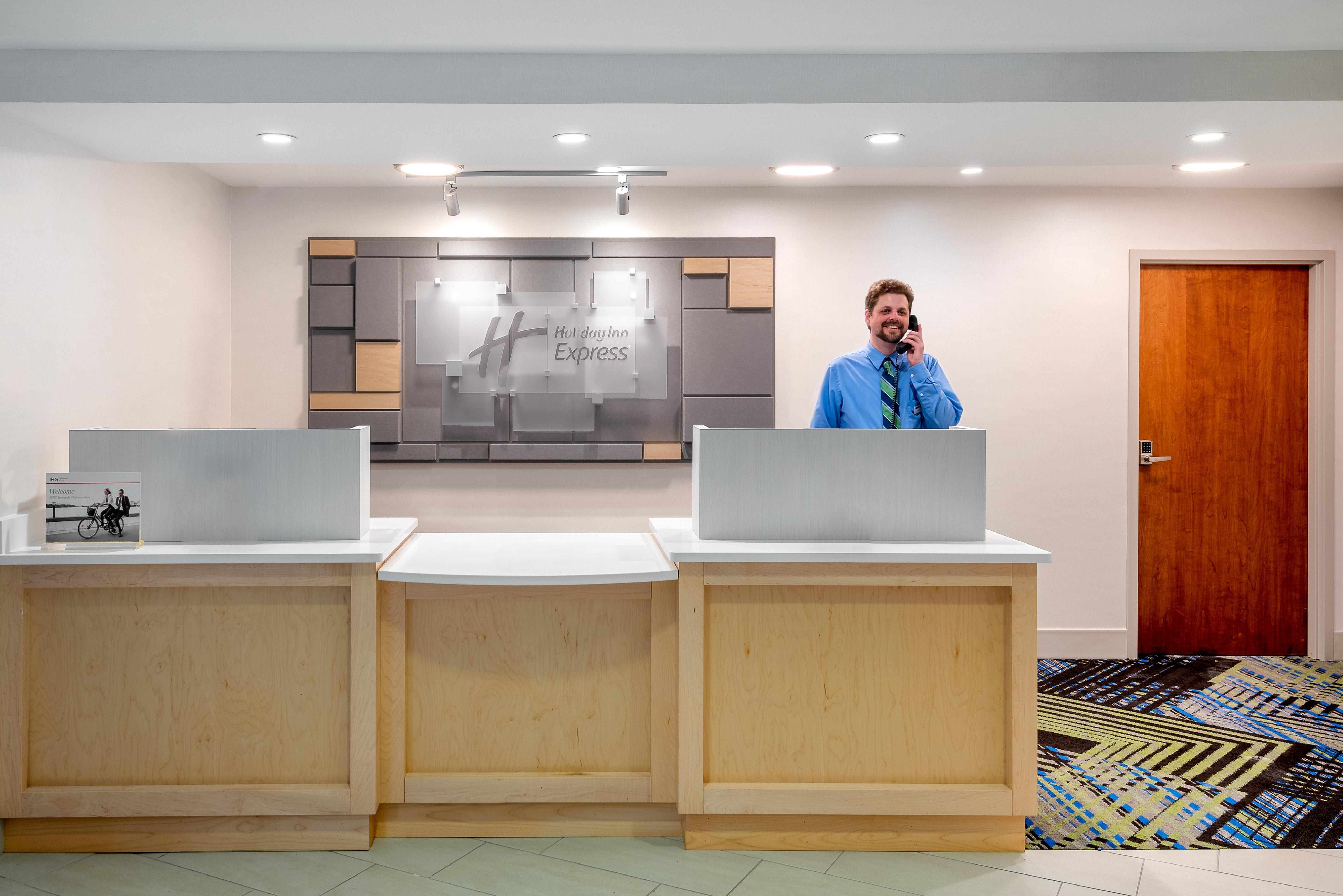 Holiday Inn Express Chapel Hill By Ihg Luaran gambar