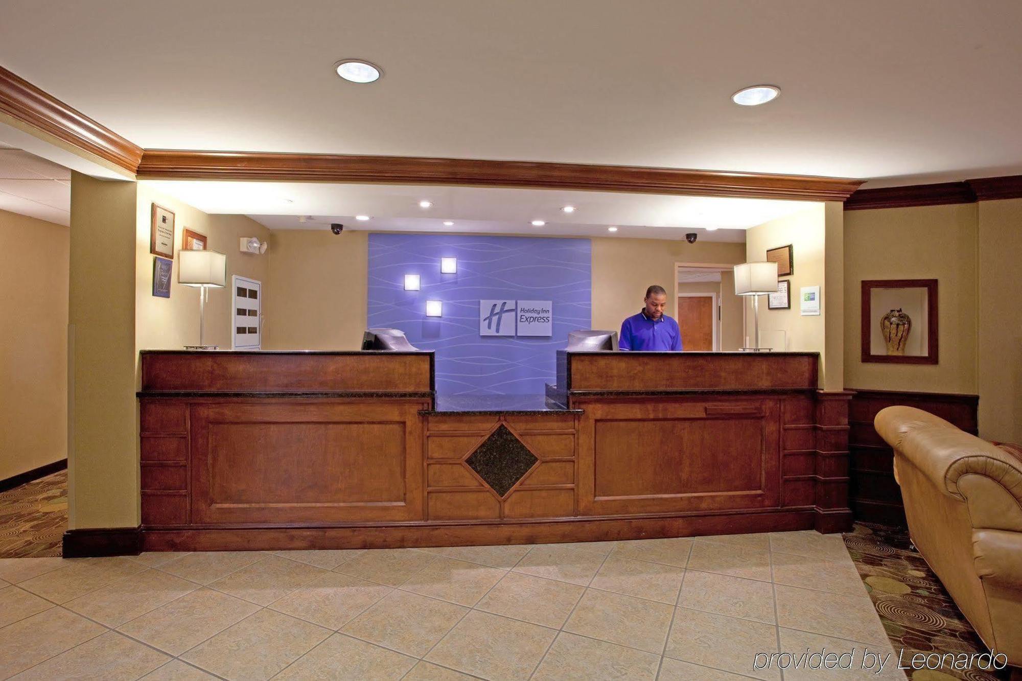 Holiday Inn Express Chapel Hill By Ihg Luaran gambar