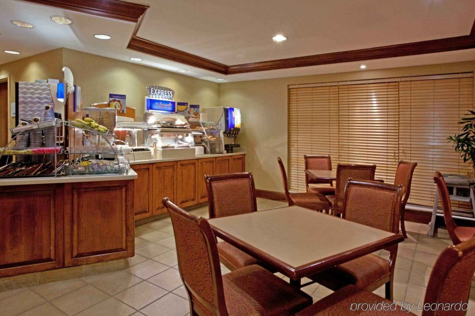 Holiday Inn Express Chapel Hill By Ihg Luaran gambar